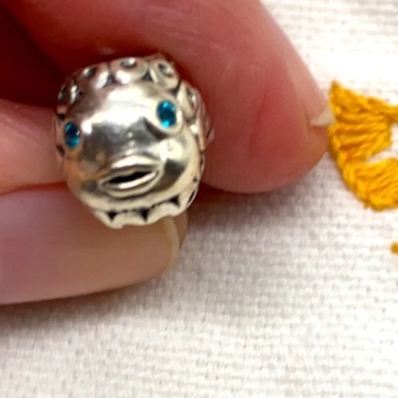 Authentic Pandora bead in sterling silver and accented in blue CZ’s bead🐟 - Picture 5 of 6